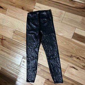 IVL Collective  ChiChi Active leggings size 4